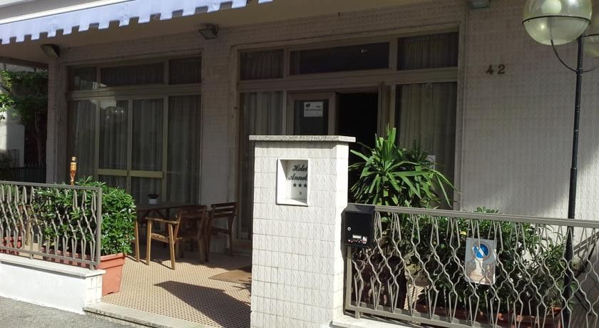 Hotel Annetta Rímini Exterior foto